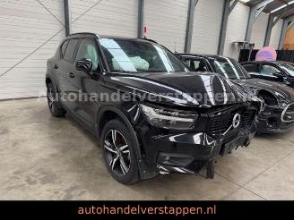 Voiture accidenté Volvo XC40 T3 R Design Sport 120KW Leder Navi 2021/4