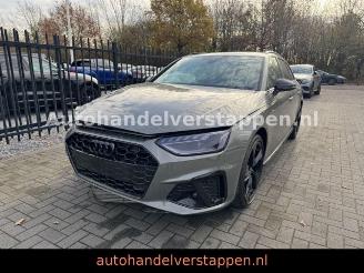 Audi A4 Avant 35 TFSI S line Plus Black Edition Pano picture 1