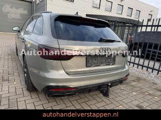 Audi A4 Avant 35 TFSI S line Plus Black Edition Pano picture 4