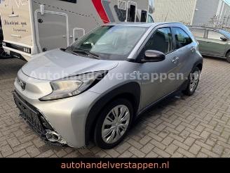 Toyota Aygo (X) 1.0-l-VVT-i Play Klima  Airco picture 2