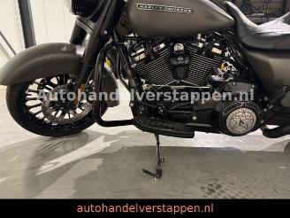Harley-Davidson Road King Special - Krugger picture 16