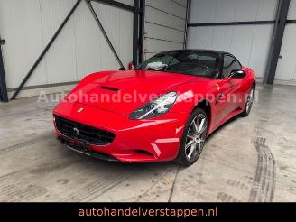 Auto incidentate Ferrari California 4.3 V8 4-Sitzer 360KW 2012/7