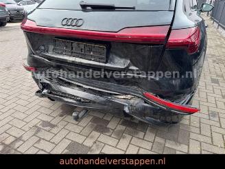 Audi E-tron 55 Quattro S line 3× 300KW picture 8