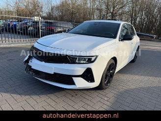 Voiture accidenté Opel Astra L Lim. 5-trg. GS Turbo 96KW S-S GS 2024/2