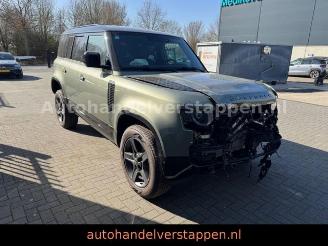 Schadeauto Land Rover Defender 110 X-Dynamic SE 3.0L Diesel 183KW 2025/6