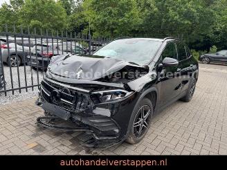Coche accidentado Mercedes EQA 300 4Matic 168KW AMG SPORT 2023/9