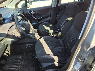 Peugeot 208 1.4 VTI Active picture 6