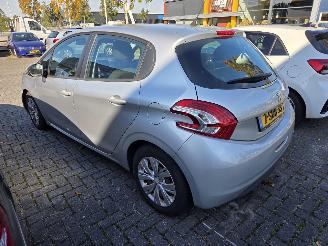 Peugeot 208 1.4 VTI Active picture 4