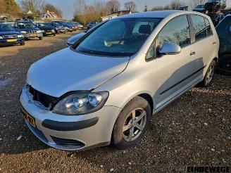 Vrakbiler auto Volkswagen Golf plus Golf Plus (5M1/1KP), MPV, 2005 / 2013 1.6 FSI 16V 2005/4