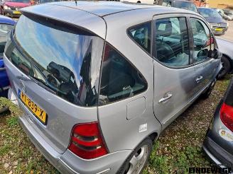 Mercedes A-klasse A (W168), Hatchback, 1997 / 2004 1.7 A-170 CDI 16V picture 3