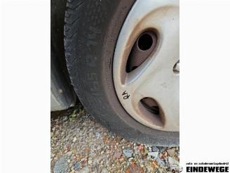 Peugeot 206 206 (2A/C/H/J/S), Hatchback, 1998 / 2012 1.6 16V picture 7