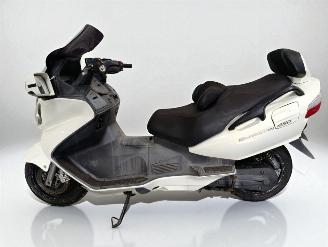 Suzuki  650 BURGMAN picture 9