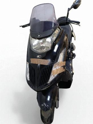 Kymco  DINK picture 3