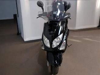 Yamaha  MAJESTY picture 2