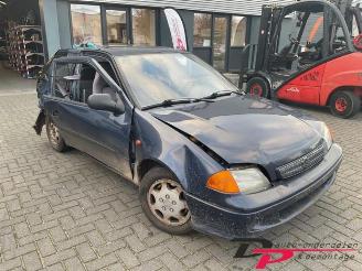 Suzuki Swift Swift (SF310/413), Hatchback 3-drs, 1989 / 2004 1.3i 16V picture 3