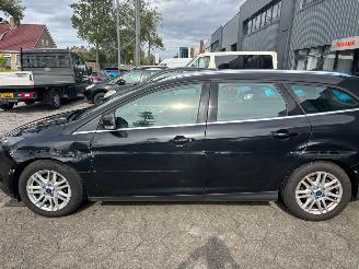 Ford Focus 1.0 Ecoboost Titanium picture 6