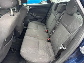 Ford Focus 1.0 EcoBoost WAGON picture 17