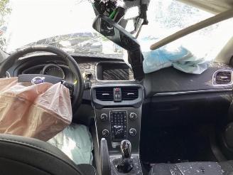 Volvo V-40 V40 (MV), Hatchback 5-drs, 2012 / 2019 1.5 T3 16V Geartronic picture 17