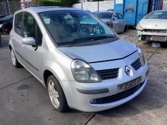 Vrakbiler auto Renault Modus Modus/Grand Modus (JP), MPV, 2004 / 2012 1.2 16V TCE 100 2007/10