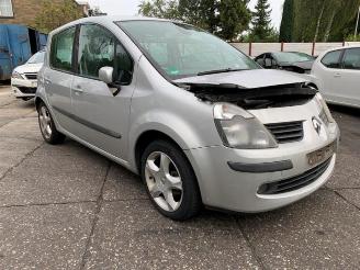 Uttjänta bilar auto Renault Modus Modus/Grand Modus (JP), MPV, 2004 / 2012 1.6 16V 2006/4