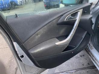 Opel Astra Astra J Sports Tourer (PD8/PE8/PF8), Combi, 2010 / 2015 1.7 CDTi 16V picture 27