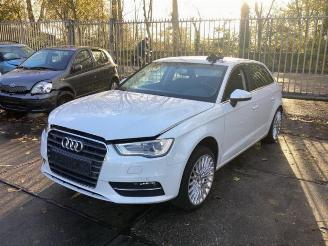 Uttjänta bilar auto Audi A3 A3 Sportback (8VA/8VF), Hatchback 5-drs, 2012 / 2020 1.4 TFSI 16V 2014/2