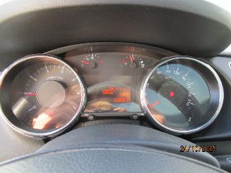 Peugeot 3008 1.6 vti picture 5