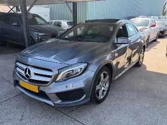 Schadeauto Mercedes Cla-klasse 200d AMG LINE PANO NAP 2016/7