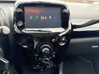 Toyota Aygo 1.0 VVT-iX-CITE BOUWJAAR 2019 LICHTE SCHADE!  5750 EURO picture 13