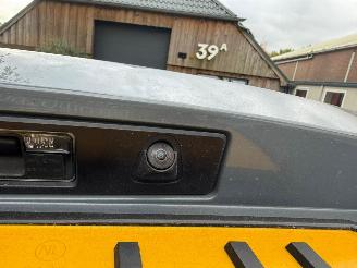 Volvo V-90 2.0 T6 AWD PLUGIN PANO HARMAN/KARDON picture 32