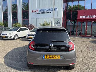 Uttjänta bilar auto Renault Twingo URBAN NIGHT 22 KWH 2023/9