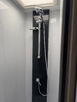 Challenger  250 Start Edition Norden-Line 170 Pk picture 31