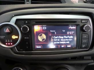 Toyota Yaris Yaris III (P13), Hatchback, 2010 / 2020 1.33 16V Dual VVT-I picture 12