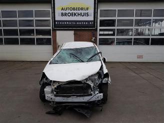 Toyota Yaris Yaris III (P13), Hatchback, 2010 / 2020 1.5 16V Hybrid picture 1