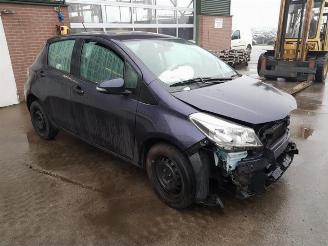 Toyota Yaris Yaris III (P13), Hatchback, 2010 / 2020 1.33 16V Dual VVT-I picture 3