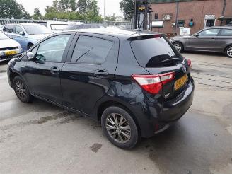 Toyota Yaris Yaris III (P13), Hatchback, 2010 / 2020 1.5 16V Hybrid picture 5