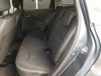 Renault Clio Estate 0.9 TCe Limited picture 16