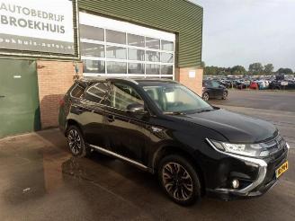 Mitsubishi Outlander Outlander (GF/GG), SUV, 2012 / 2022 2.0 16V PHEV 4x4 picture 1