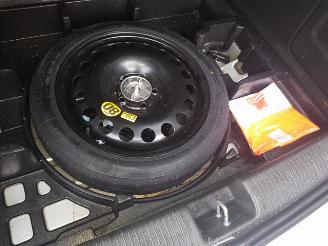 Opel Astra 1.0 Edition picture 16