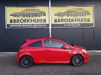 Opel Corsa 1.6-16V T Color Edition GSI picture 4