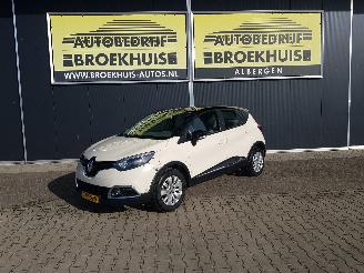 Purkuautot passenger cars Renault Captur 0.9 TCe Expression 2014/6