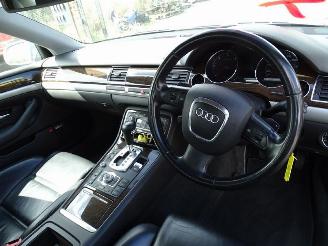 Audi A8 Quattro 3.0 TDi picture 5