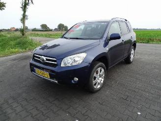 Toyota Rav-4 2.0 16v picture 3