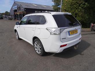Mitsubishi Outlander 2.0 16V PHEV 4x4 picture 14