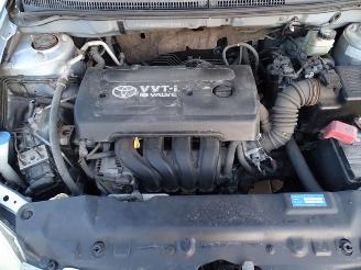 Toyota Corolla 1.6 16v picture 9