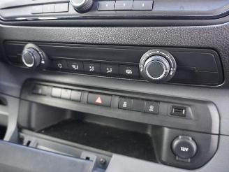 Opel Vivaro 1.5 CDTi picture 10