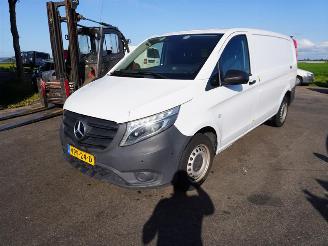 Mercedes Vito 110 CDi picture 3