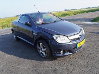 Opel Tigra 1.8 16v picture 4