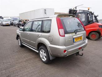 Nissan X-Trail 2.0 16v 4x4 picture 2