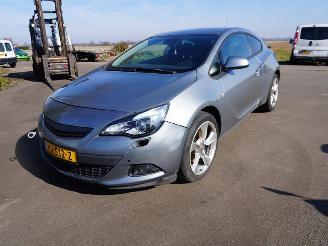 Opel Astra GTC 1.4 Turbo picture 3